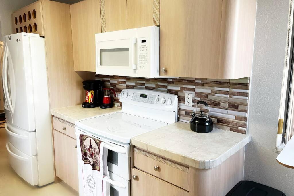 Villa Amazing & Cozy Duplex Near Zoo Miami ! Exterior foto